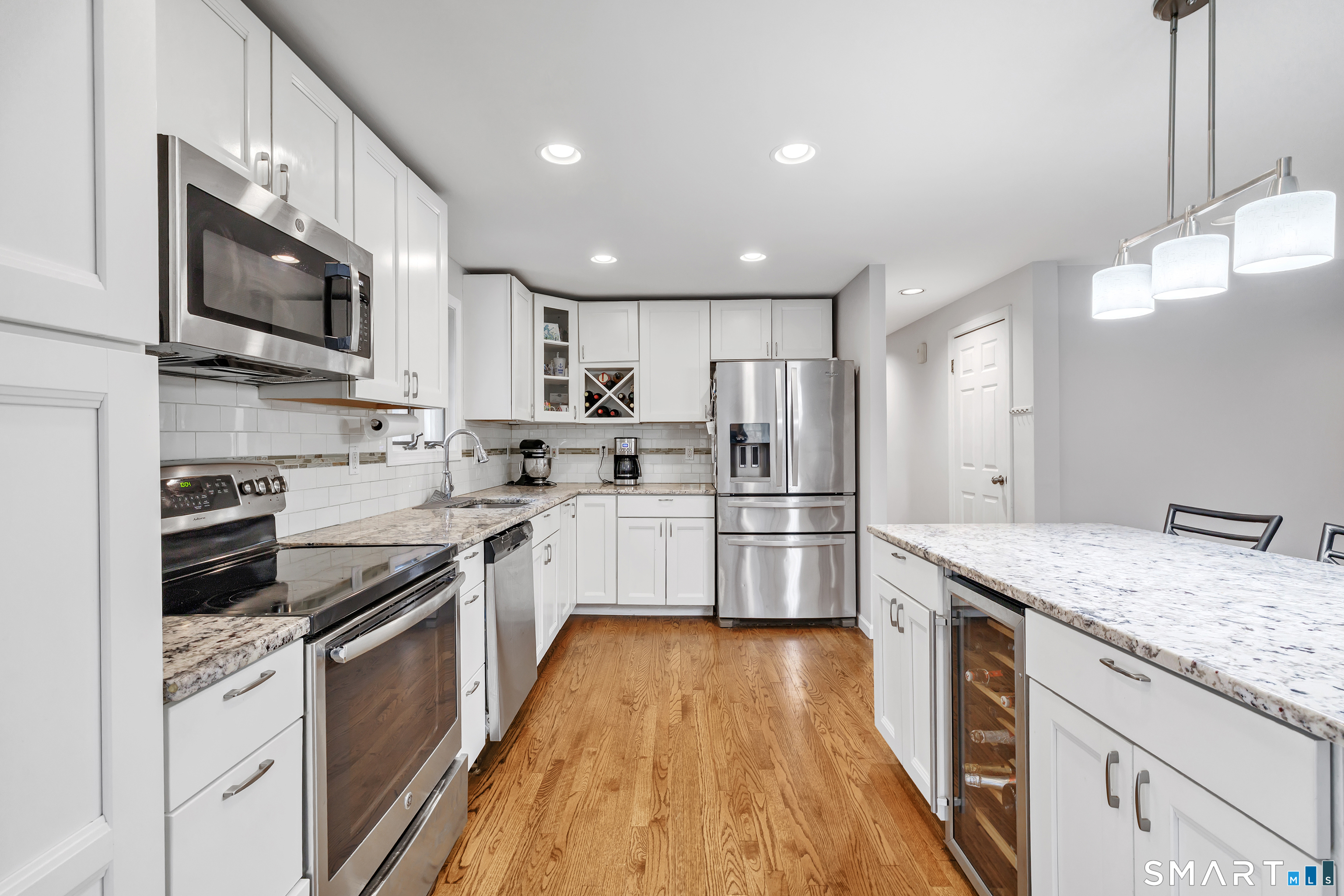 24 Valley Road Shelton, CT 06484 - Photo 16 of 38