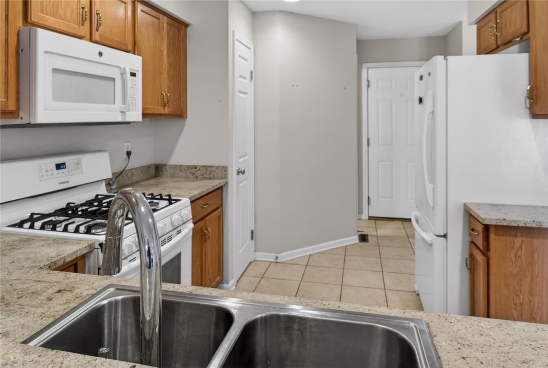 8 Foxe Commons Chili, NY 14624 - Photo 20 of 50
