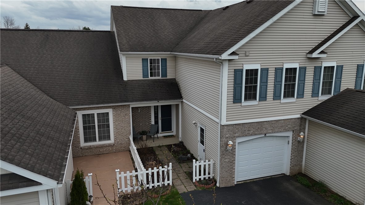 8 Foxe Commons Chili, NY 14624 - Photo 4 of 50