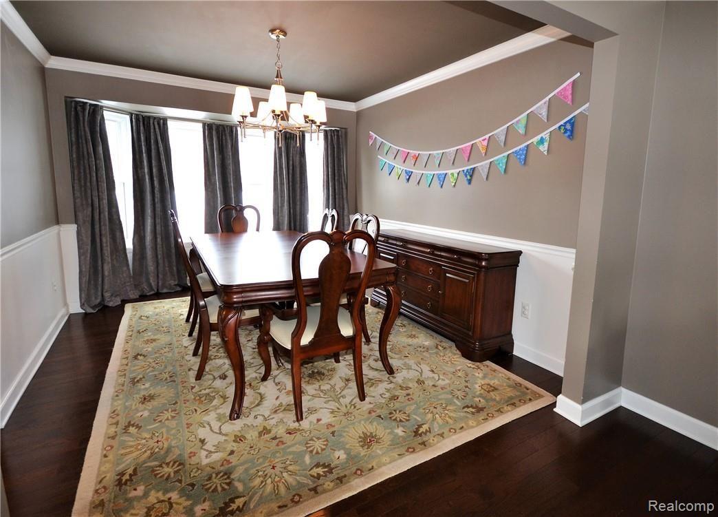 36104 Fredericksburg Road Farmington, MI 48331 - Photo 8 of 49 2 Interior 12.JPG