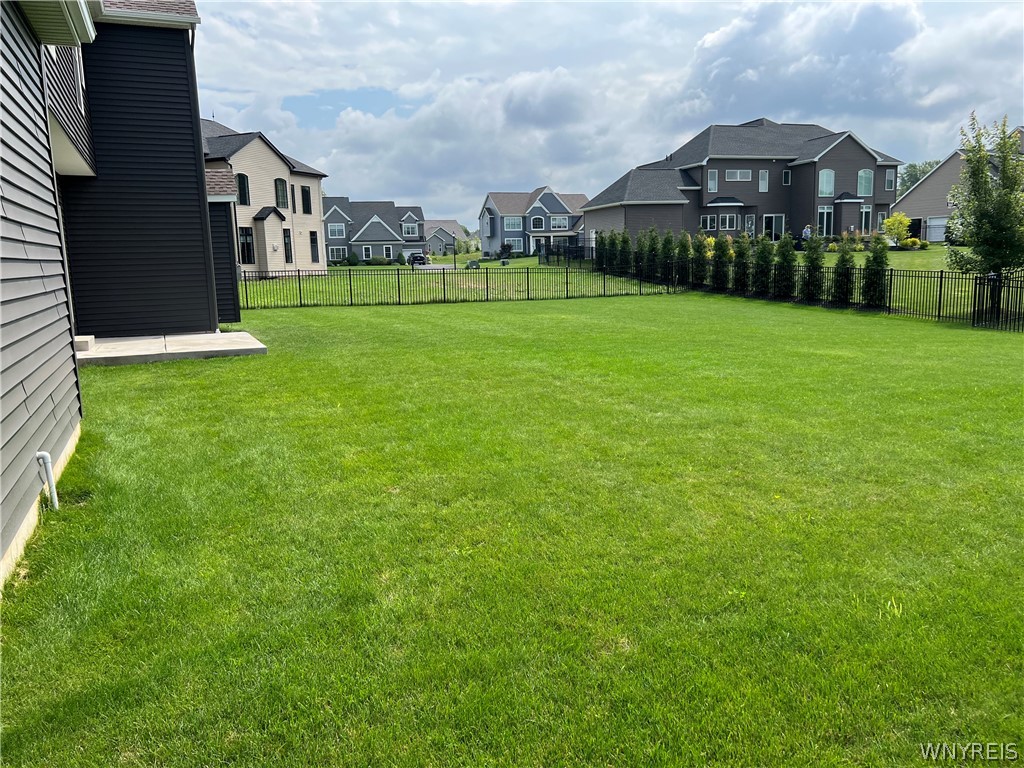 9839 Longleaf Trail Clarence, NY 14031 - Photo 35 of 40