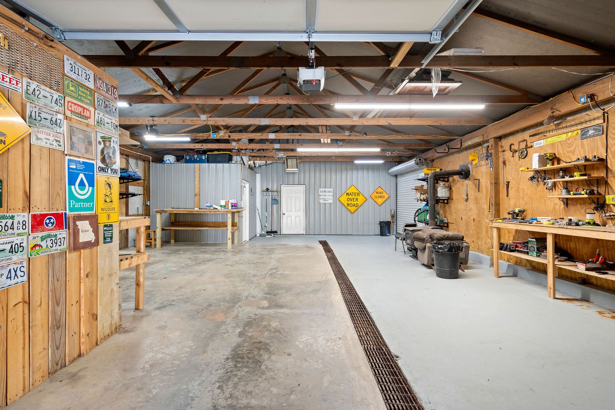 183 Puncheon Camp Lane Bell Buckle, TN 37020 - Photo 19 of 51 a view of a garage with storage