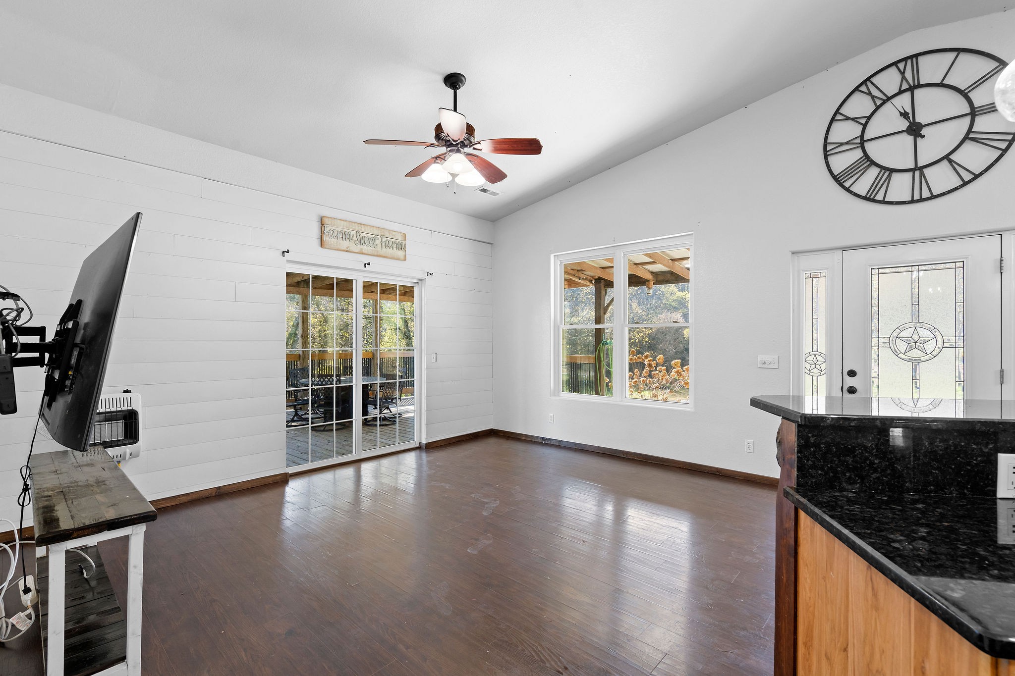 183 Puncheon Camp Lane Bell Buckle, TN 37020 - Photo 6 of 51