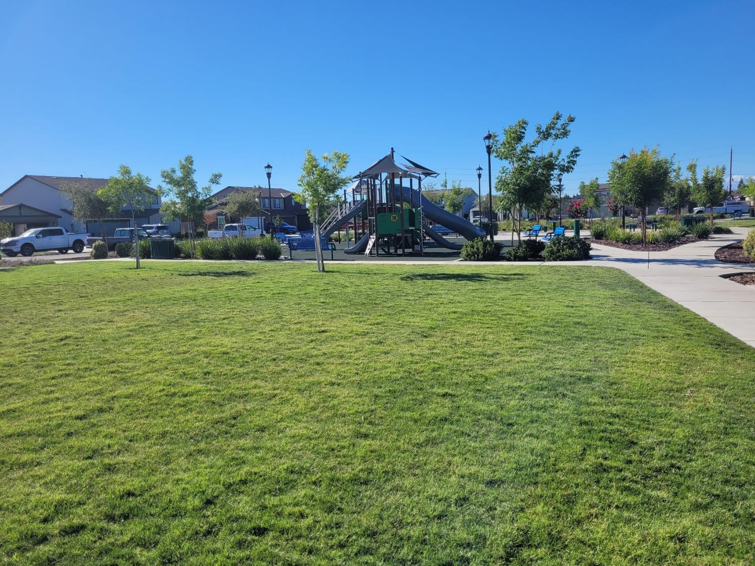 2012 Richard Avenue Sanger, CA 93657 - Photo 17 of 18