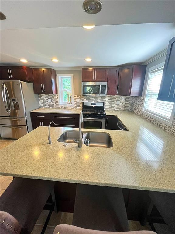 305 Orchard Spring Road Pittsburgh, PA 15220 - Photo 9 of 25 Gallery Image 9