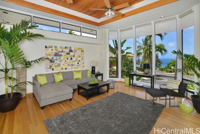 352 Lelekepue Place Honolulu, HI 96821 - Photo 1 of 1 a living room with patio furniture and a potted plant