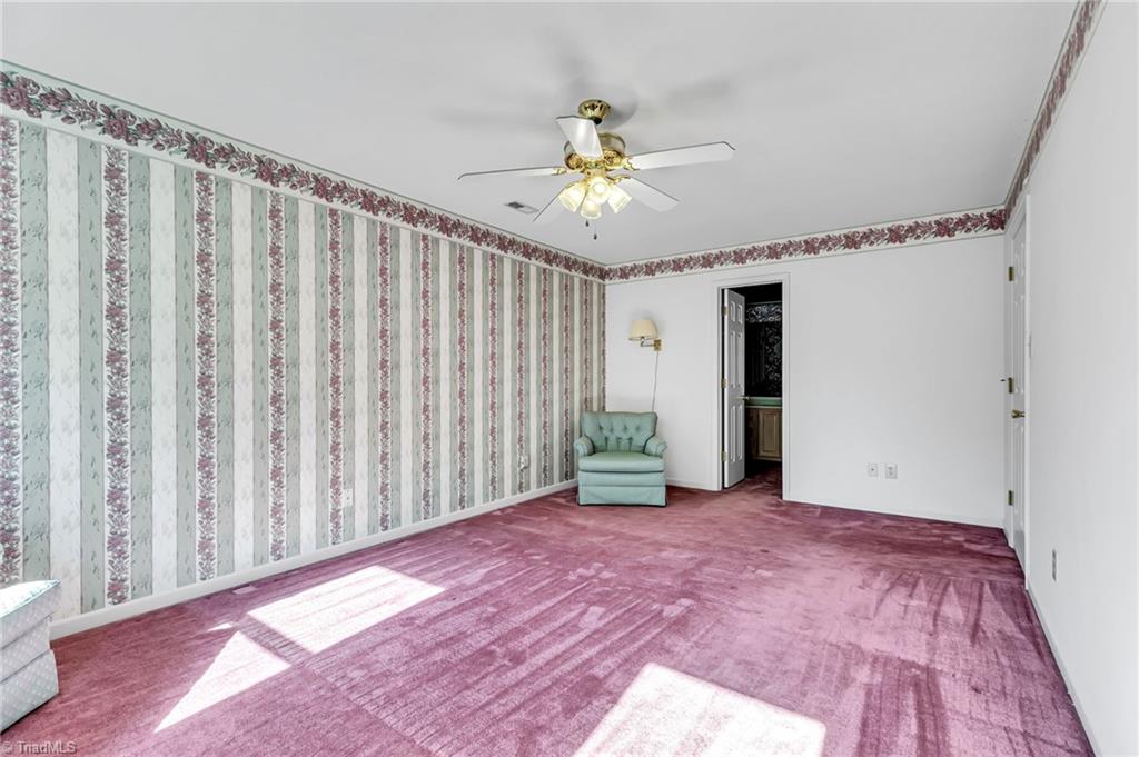 1120 Mapleview Court High Point, NC 27265 - Photo 31 of 50