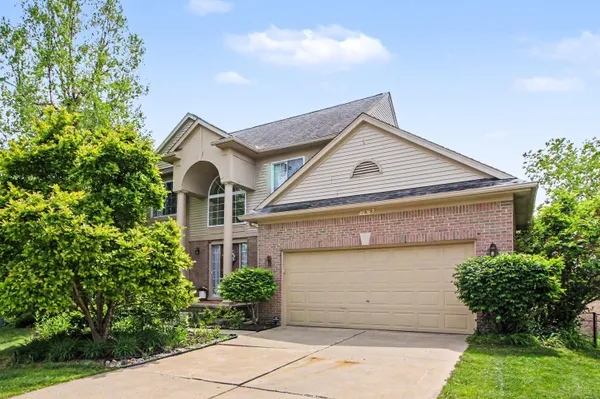 $379,900 | 7878 Greene Farm Drive, Ypsilanti, MI 48197
