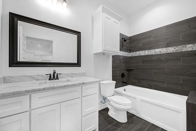 $419,000 | 201 Big Spg Drive, Anahuac, TX 77514