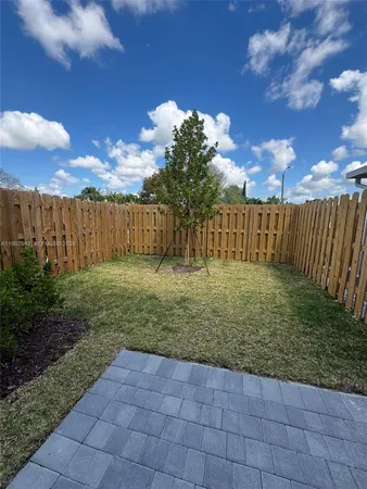 $2,700 | 27687 Southwest 155th Court, Unit 27687, Homestead, FL 33033