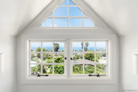 $5,995,000 | 6714 Muirlands Drive, La Jolla, CA 92037