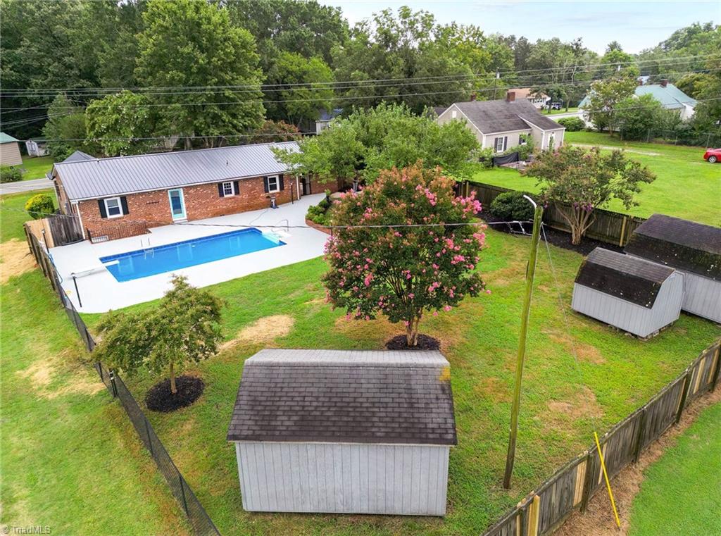 211 Rowe Road Lexington, NC 27295 - Photo 12 of 32