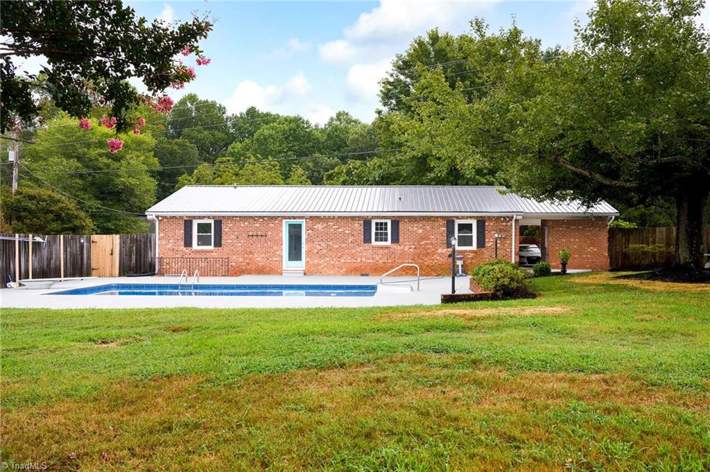 211 Rowe Road Lexington, NC 27295 - Photo 10 of 32