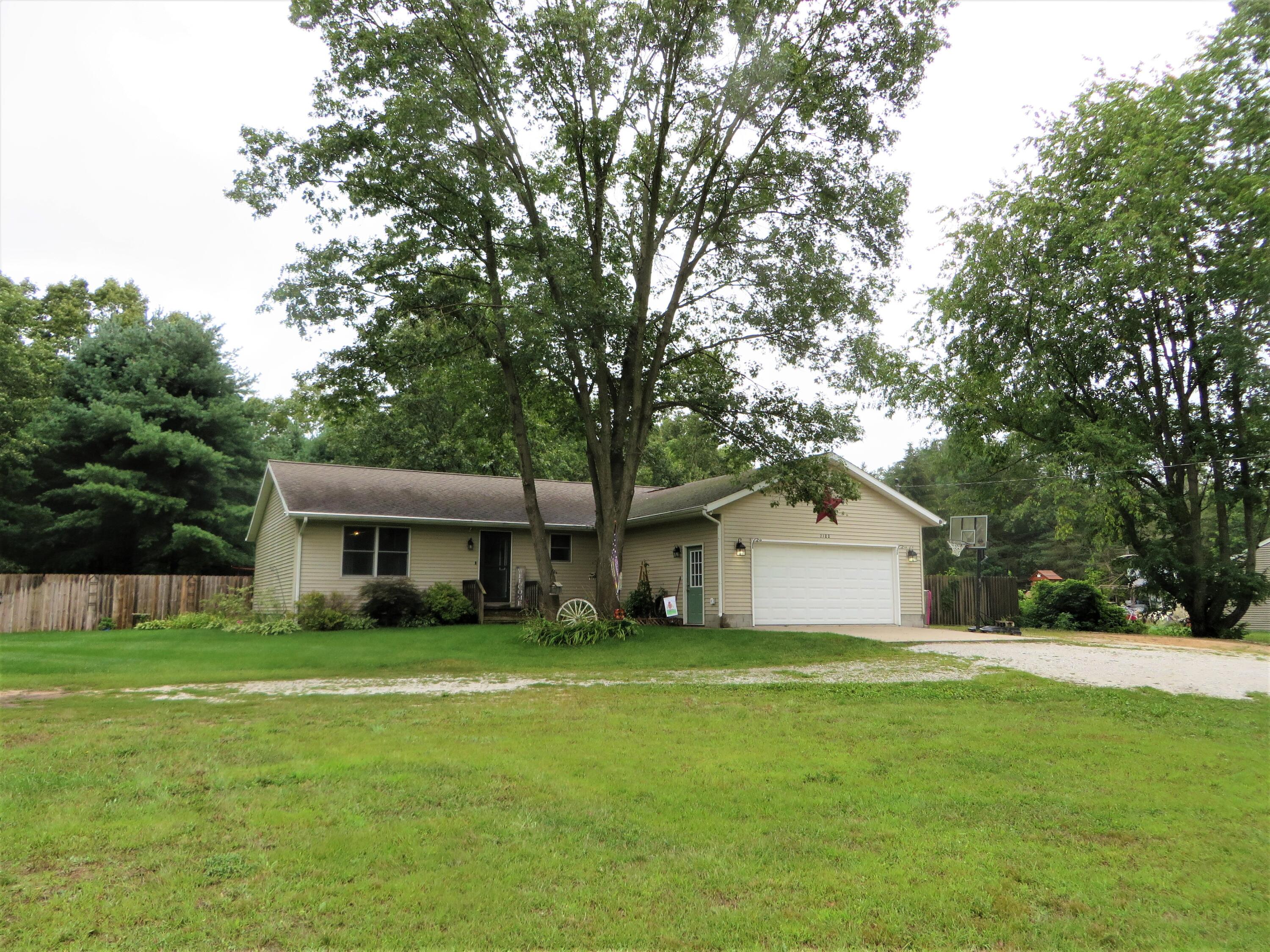 2100 Duck Lake Road Muskegon, MI 49445 - Photo 41 of 42 IMG_3860
