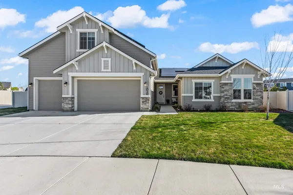$729,900 | 1010 East Sweet Pearl Street, Kuna, ID 83634