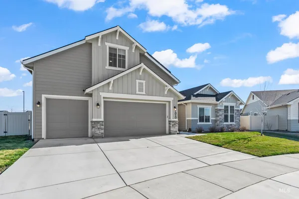 $729,900 | 1010 East Sweet Pearl Street, Kuna, ID 83634