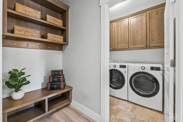 $729,900 | 1010 East Sweet Pearl Street, Kuna, ID 83634