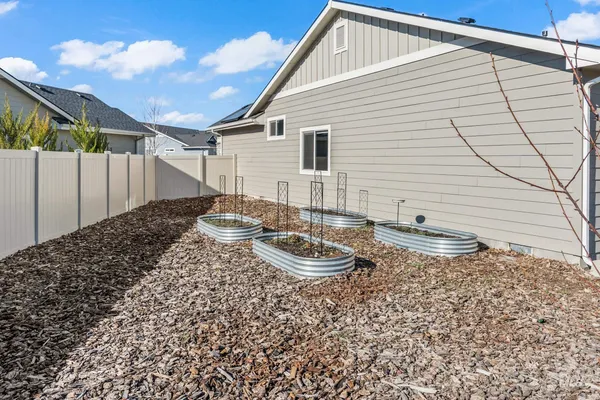 $729,900 | 1010 East Sweet Pearl Street, Kuna, ID 83634