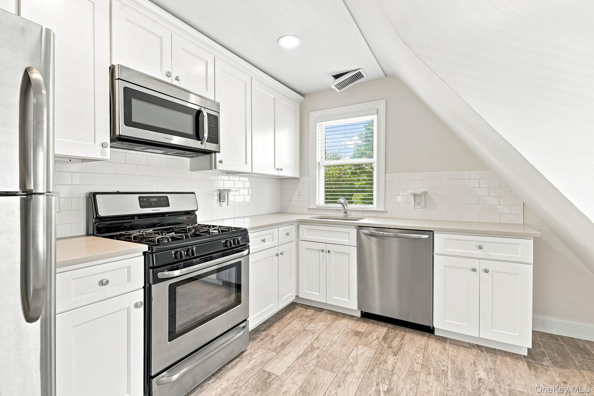 199 Purchase Street, Unit 2 Rye, NY 10580 - Photo 9 of 14 Gallery Image 9