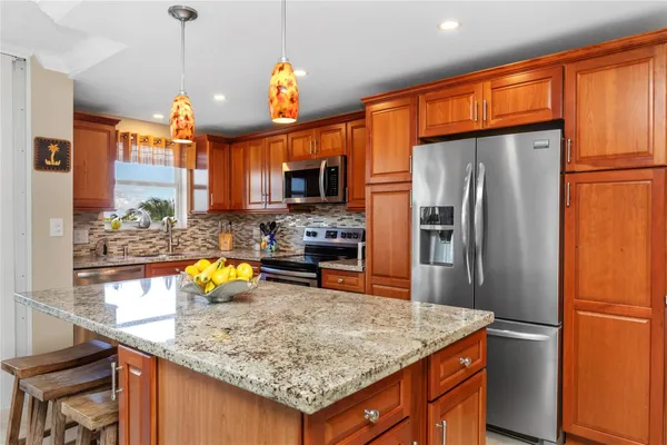 $1,750 | 2731 Northeast 14th Street Causeway, Unit 538, Pompano Beach, FL 33062