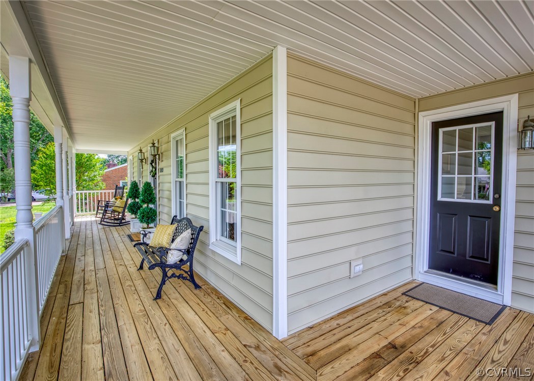 9014 Westone Road Mechanicsville, VA 23116 - Photo 4 of 40 Gallery Image 4