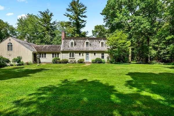 $1,050,000 | 11 Batchelder Road, Boxford, MA 01921