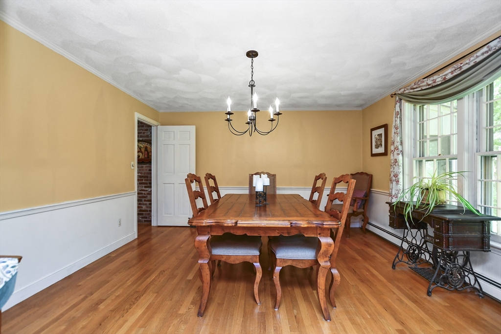 11 Batchelder Road Boxford, MA 01921 - Photo 15 of 42