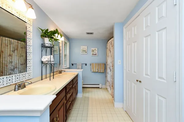 $1,050,000 | 11 Batchelder Road, Boxford, MA 01921