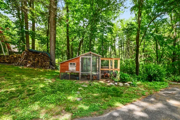 $1,050,000 | 11 Batchelder Road, Boxford, MA 01921