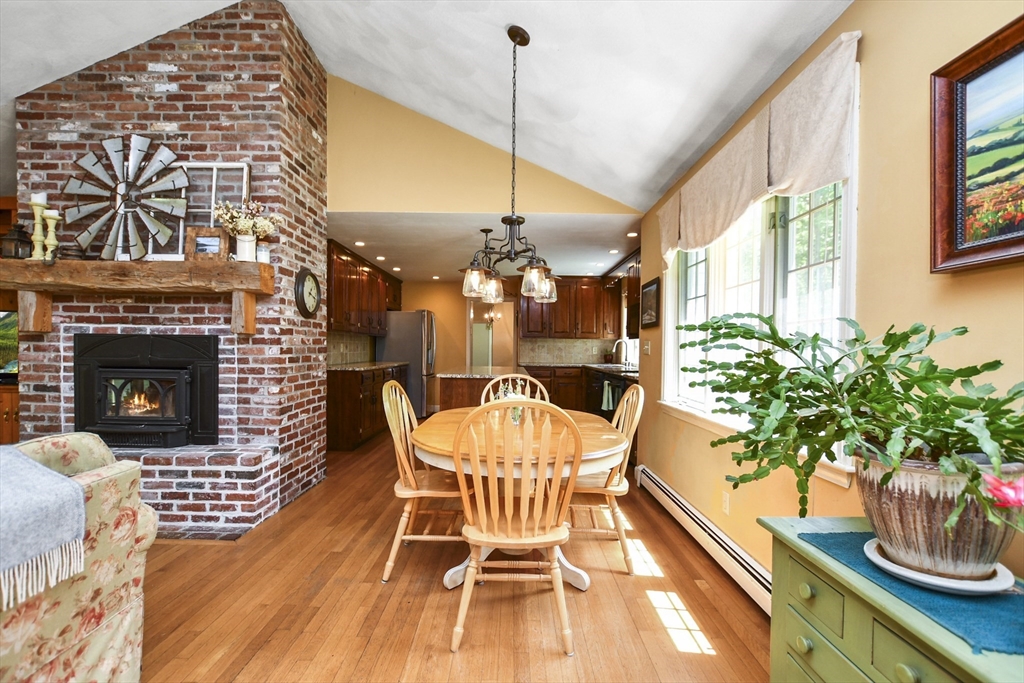 11 Batchelder Road Boxford, MA 01921 - Photo 6 of 42