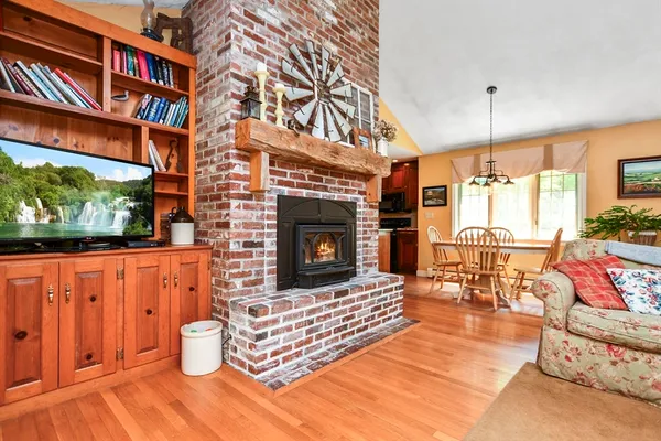 $1,050,000 | 11 Batchelder Road, Boxford, MA 01921