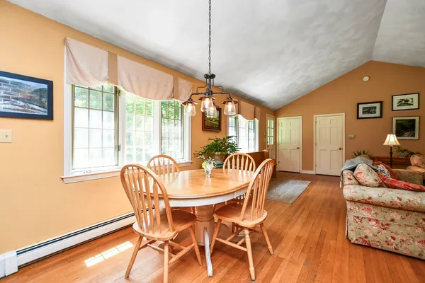 $1,050,000 | 11 Batchelder Road, Boxford, MA 01921