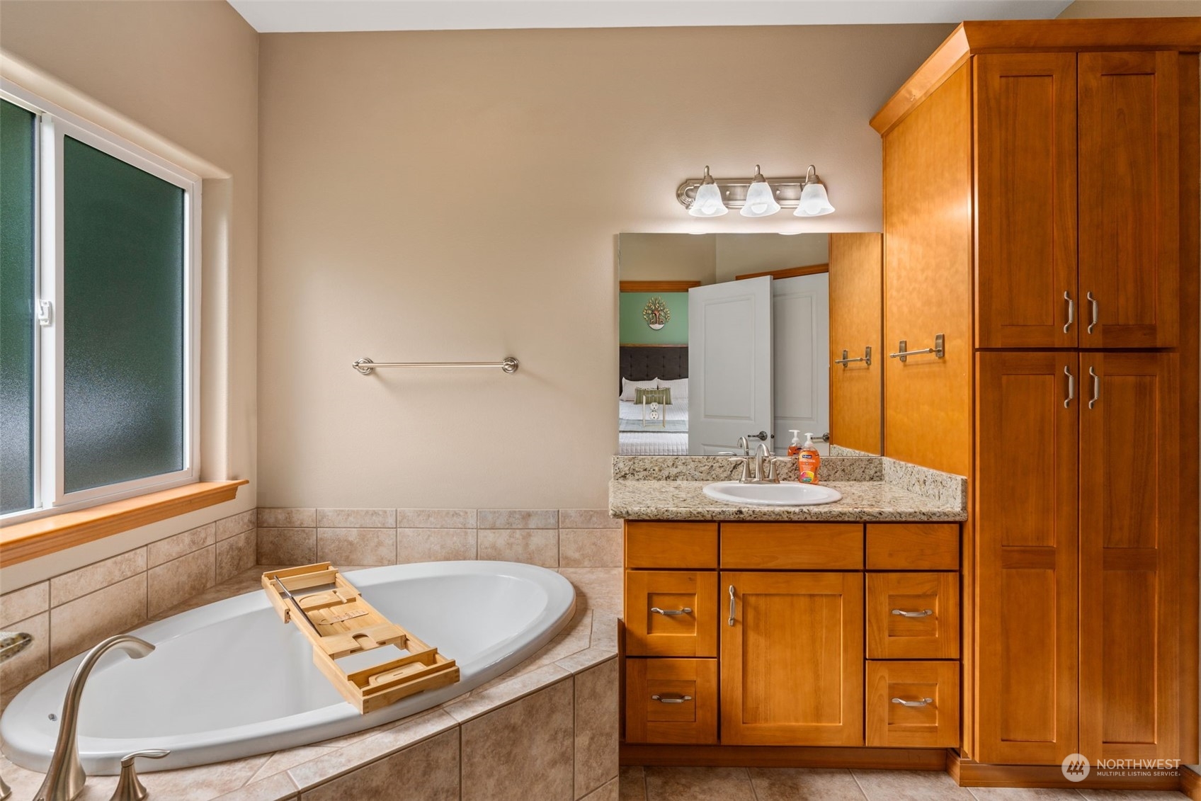 9039 Fox Ridge Lane Southeast Olympia, WA 98513 - Photo 16 of 37 Gallery Image 16