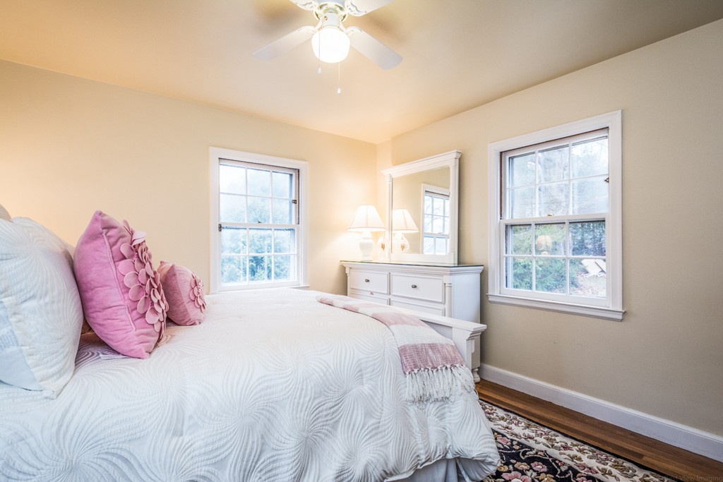 11 Ardmore Road Worcester, MA 01609 - Photo 14 of 30 Gallery Image 14