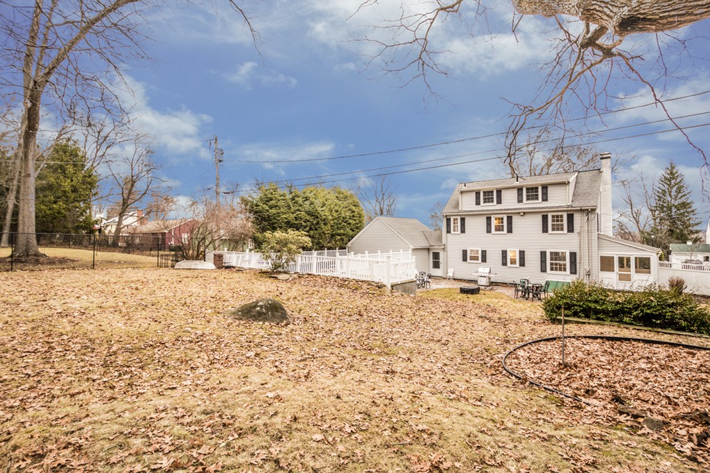 11 Ardmore Road Worcester, MA 01609 - Photo 29 of 30 Gallery Image 29