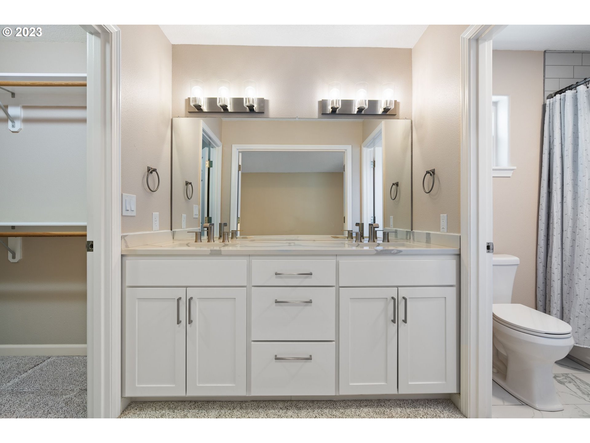 1648 Northeast Barnes Lane Gresham, OR 97030 - Photo 20 of 41