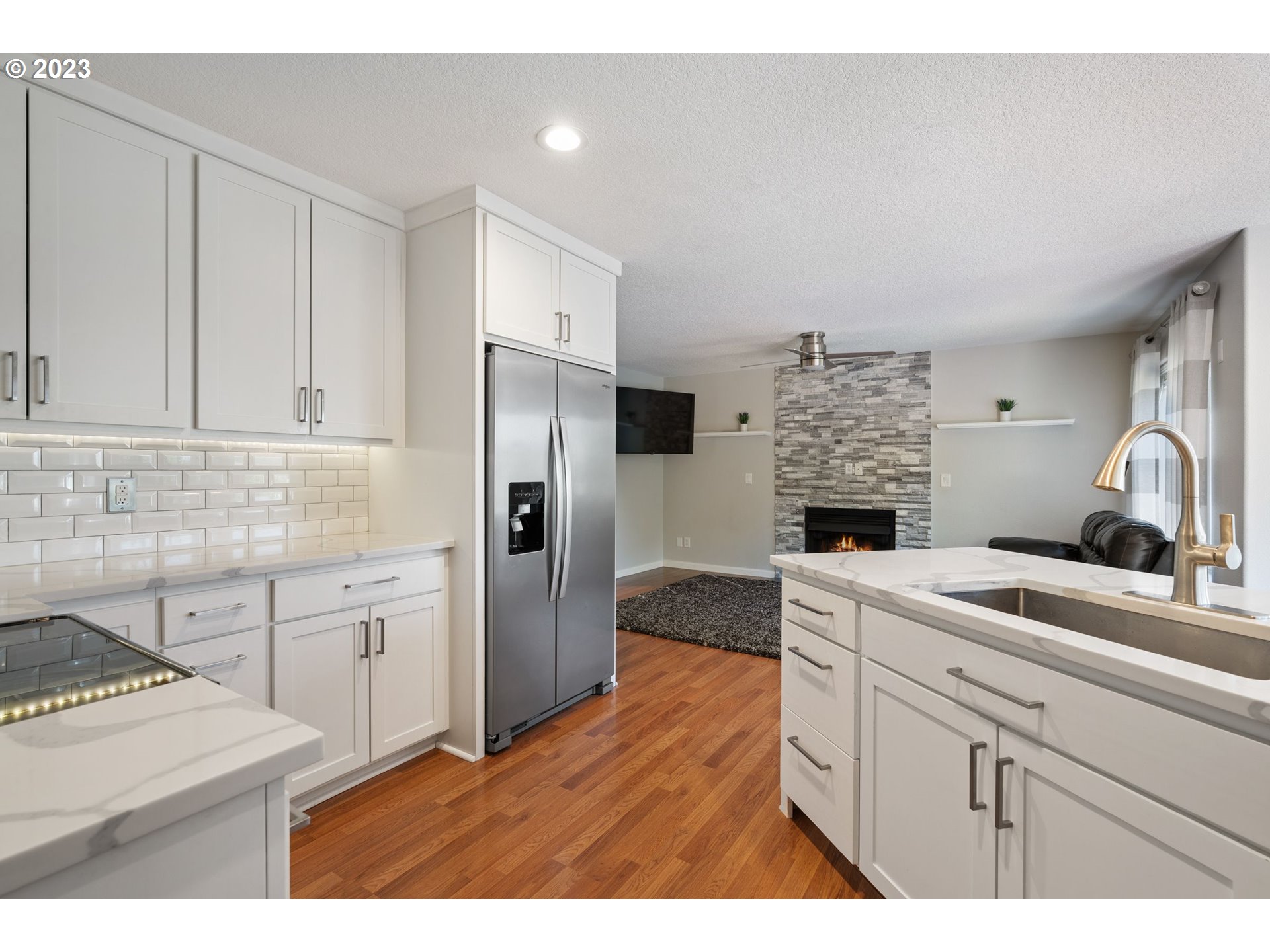 1648 Northeast Barnes Lane Gresham, OR 97030 - Photo 9 of 41