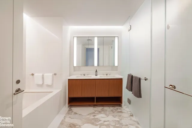 $5,325,000 | 1289 Lexington Avenue, Unit 11D | Upper East Side