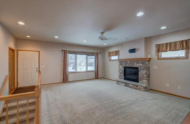 $499,900 | 705 Prairie Lane, Mazomanie, WI 53560