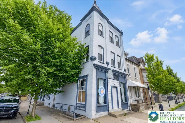 $600,000 | 247 North 10th Street, Allentown, PA 18102