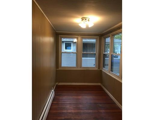 124 Powell Avenue Springfield, MA 01118 - Photo 5 of 8