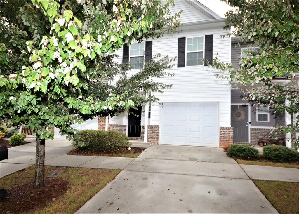 4724 Beacon Ridge Lane Flowery Branch, GA 30542 - Photo 3 of 24