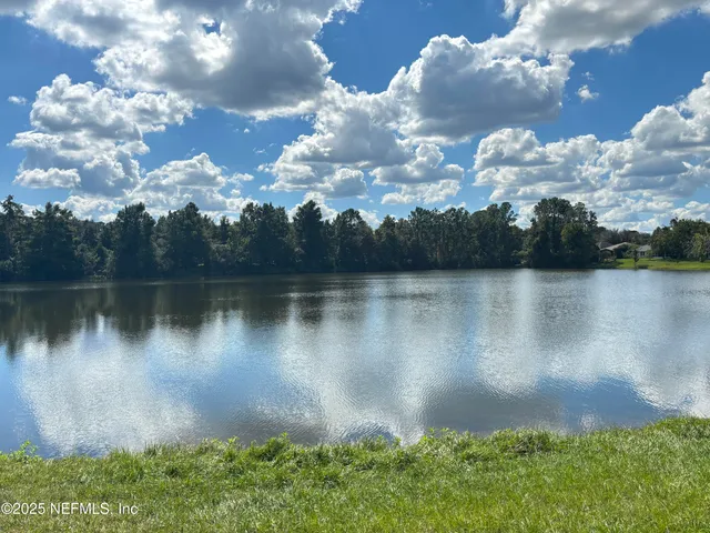 $1,925 | 8984 Bridgecreek Drive West, Jacksonville, FL 32244