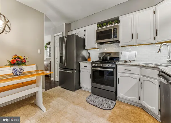 $450,000 | 8 Chelsea Circle, Flemington, NJ 08822