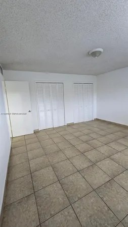 $1,700 | 690 Northeast 123rd Street, Unit 208, North Miami, FL 33161