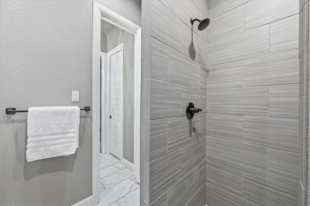 1017 Moriah Road Weatherford, TX 76087 - Photo 22 of 37 Gallery Image 22