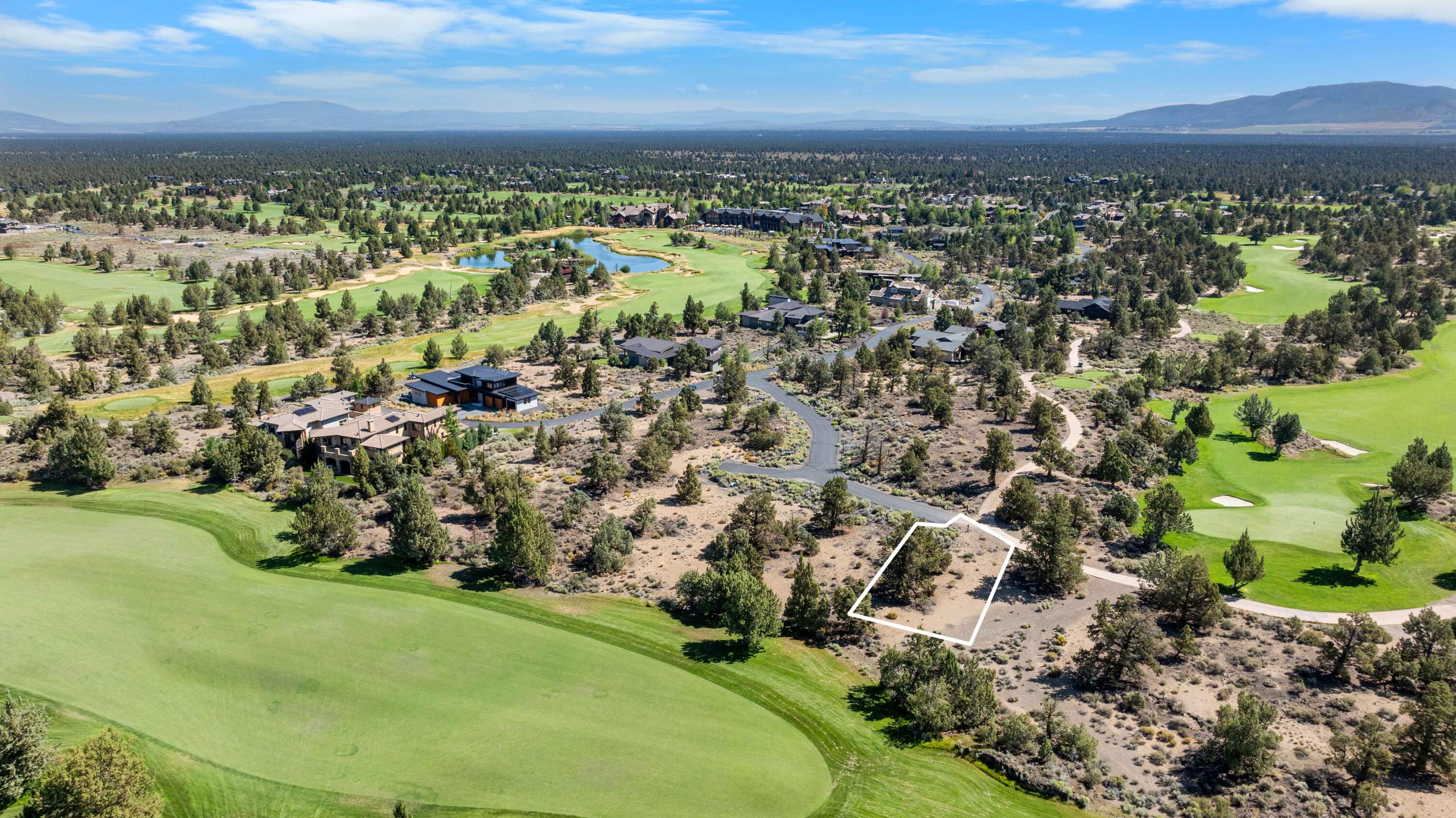 65610 Ghost Tree Court, Unit 317 Bend, OR 97701 - Photo 4 of 10 DJI_06651