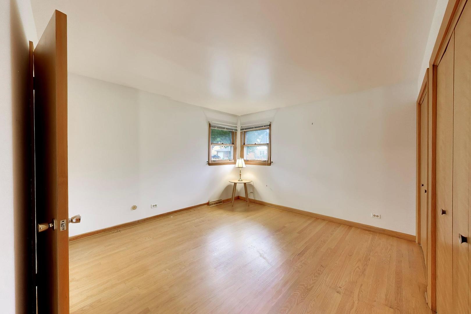 200 North Maple Street Mount Prospect, IL 60056 - Photo 14 of 36 Gallery Image 14