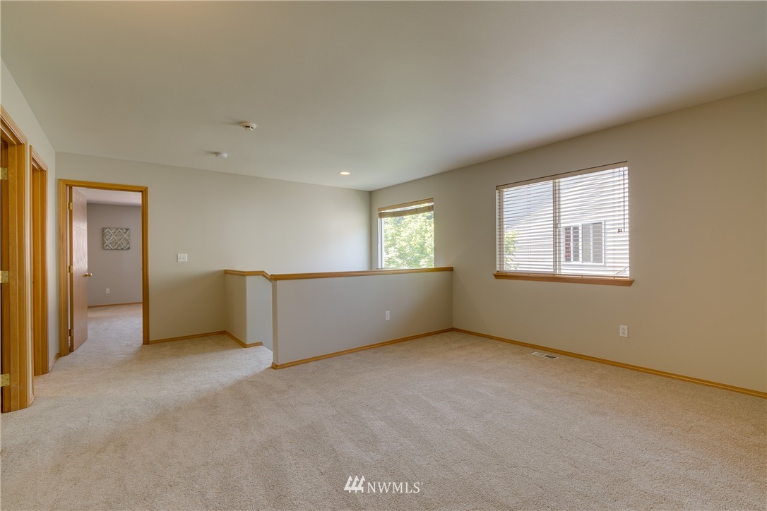 9219 Northeast 174th Place Bothell, WA 98011 - Photo 16 of 24 Gallery Image 16