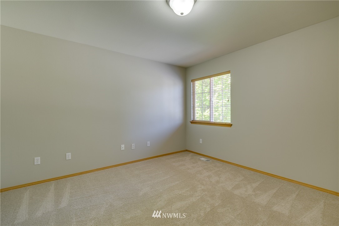 9219 Northeast 174th Place Bothell, WA 98011 - Photo 20 of 24 Gallery Image 20